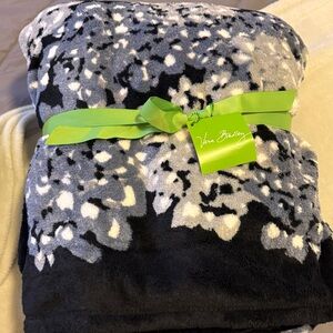 Vera Bradley Black and White Floral Throw Blanket